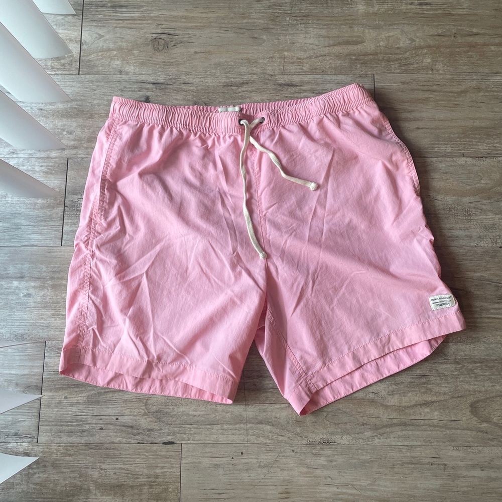 Pink modern amusement swim trunks 
Size: XL